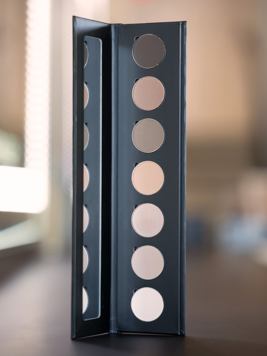 Easily Pur-Sueded Eyeshadow Palette